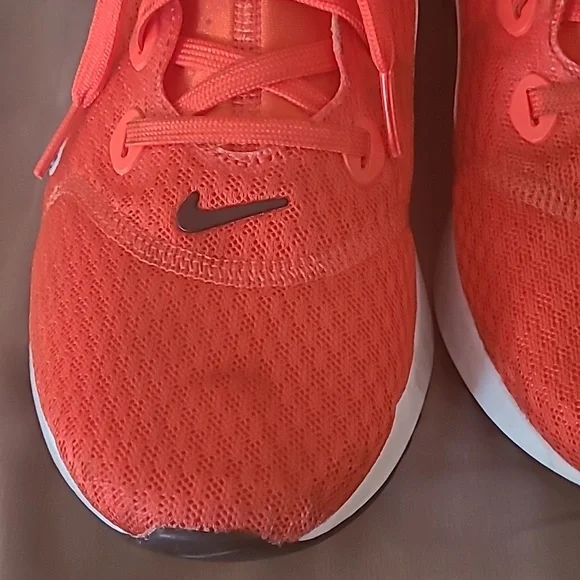 Running shoes - Picture 5 of 8